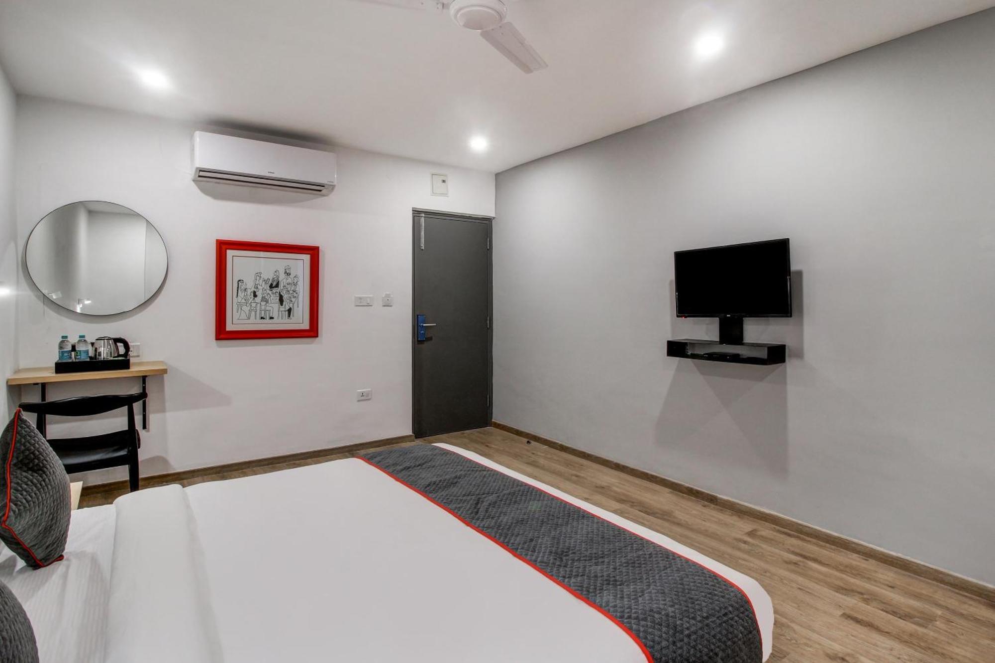 מלון היידראבד Super Townhouse Rcc Majestic 397 Lb Nagar מראה חיצוני תמונה