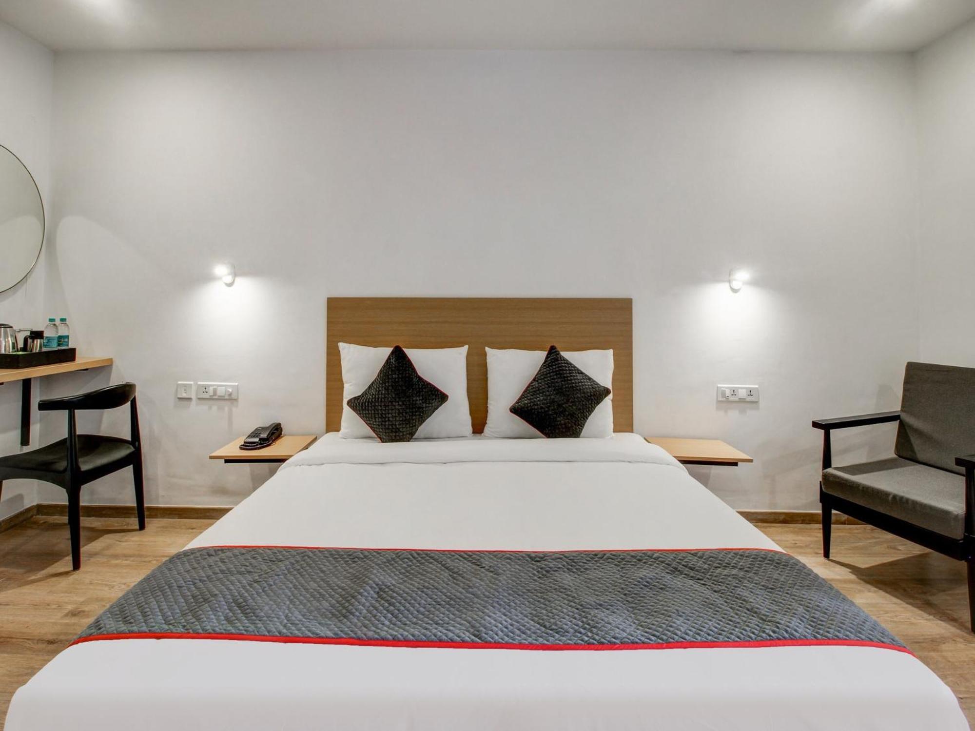 מלון היידראבד Super Townhouse Rcc Majestic 397 Lb Nagar מראה חיצוני תמונה