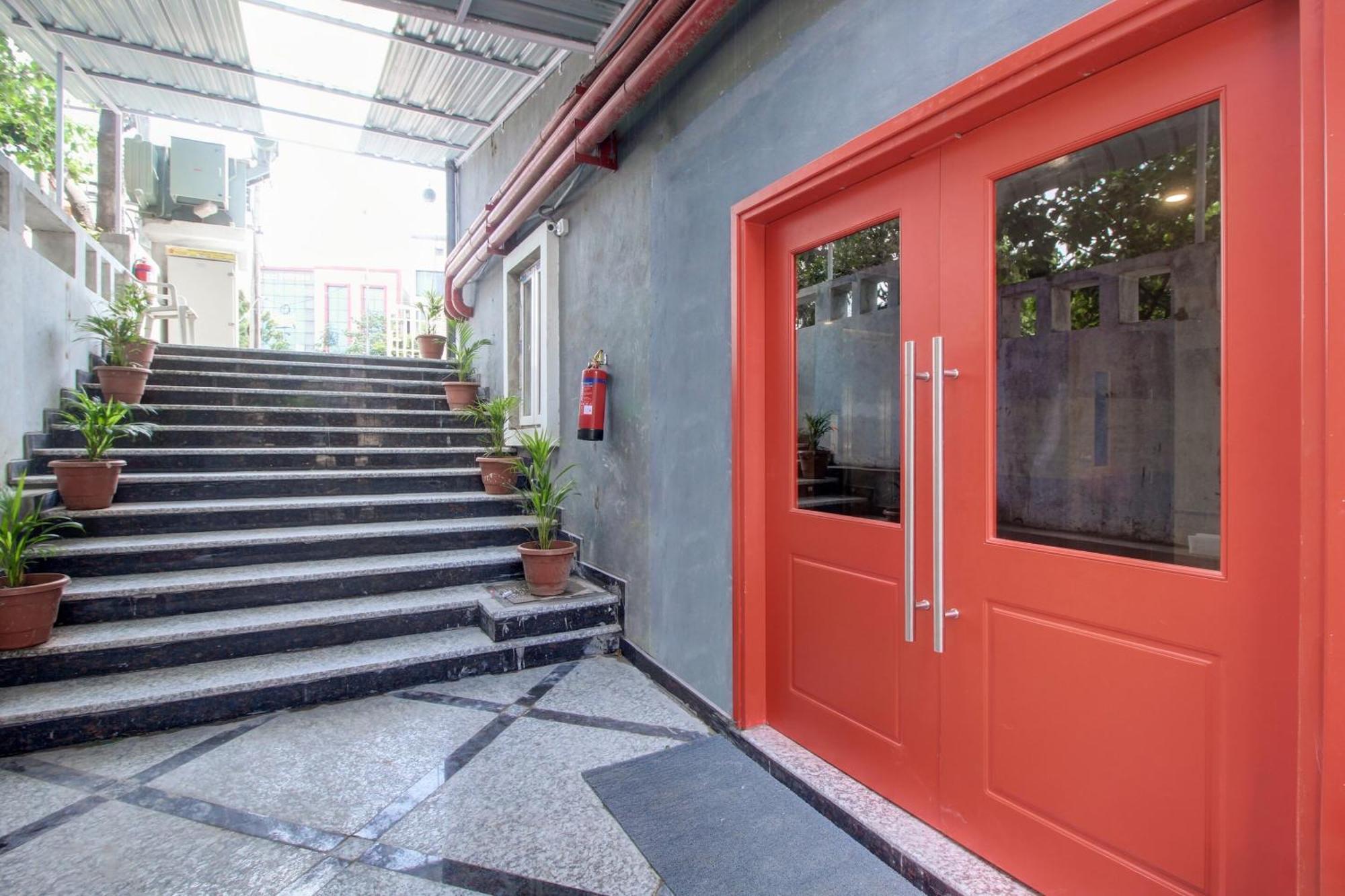 מלון היידראבד Super Townhouse Rcc Majestic 397 Lb Nagar מראה חיצוני תמונה