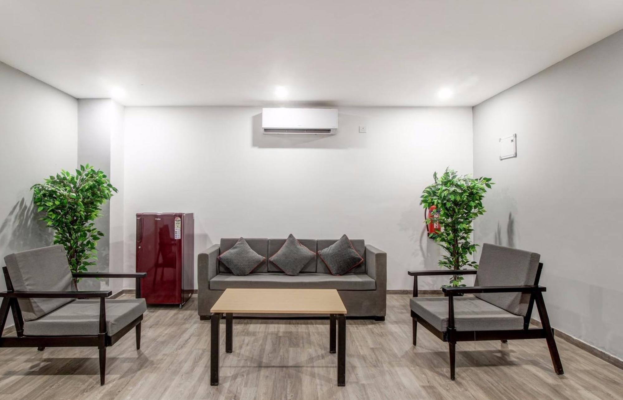 מלון היידראבד Super Townhouse Rcc Majestic 397 Lb Nagar מראה חיצוני תמונה